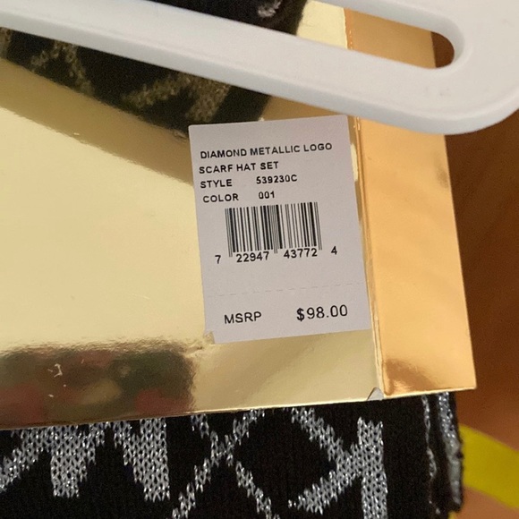 Holiday gifts michael kors Hat and scarf set $40 each - Picture 5 of 5